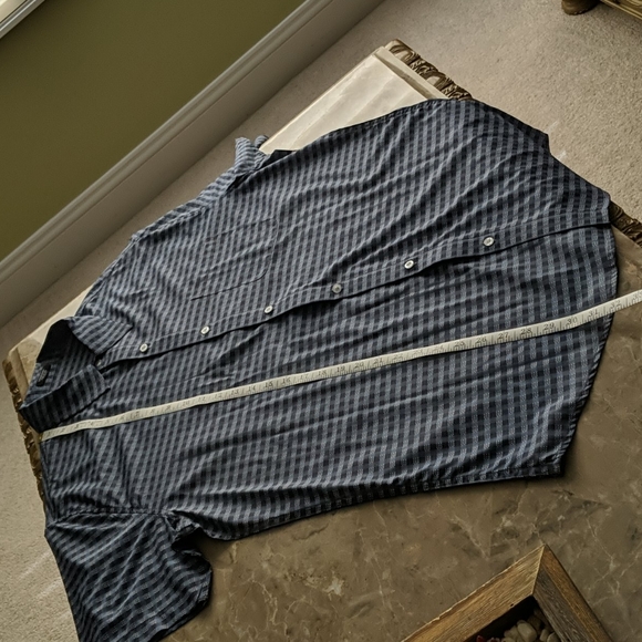 Silky button down - XL - Picture 7 of 7